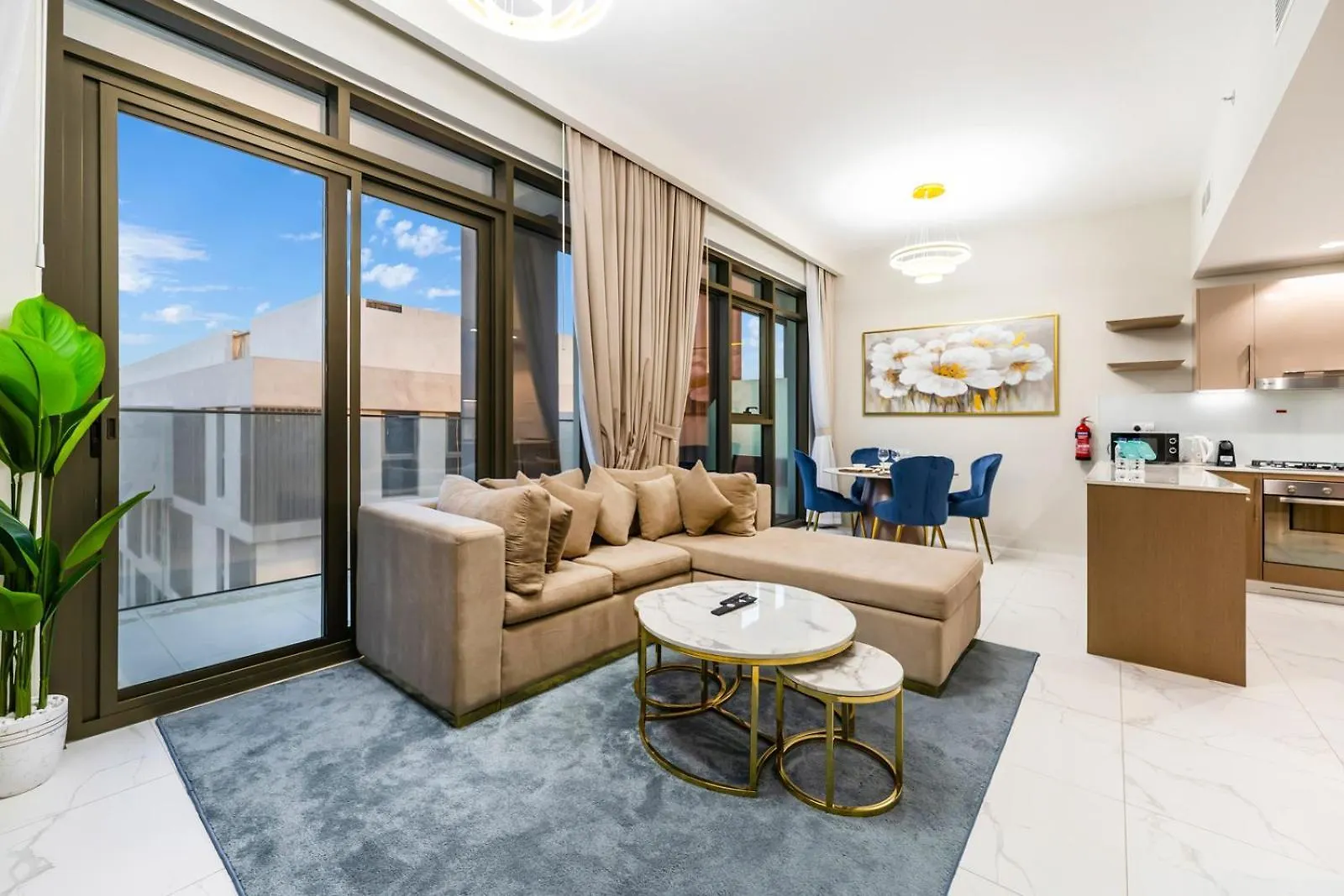Fam Living - Getaway In Meydan - Modern Comfort Near Top Dubai Attractions