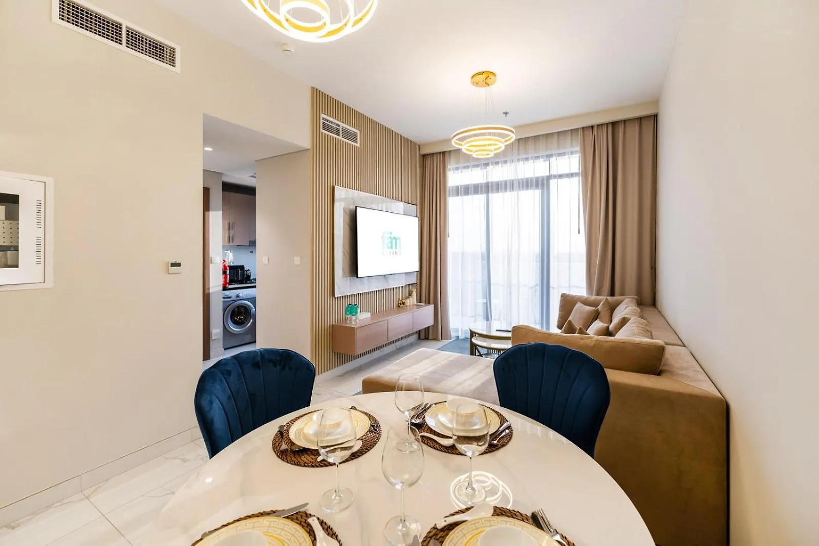 Fam Living - Getaway In Meydan - Modern Comfort Near Top Dubai Attractions Apartment
