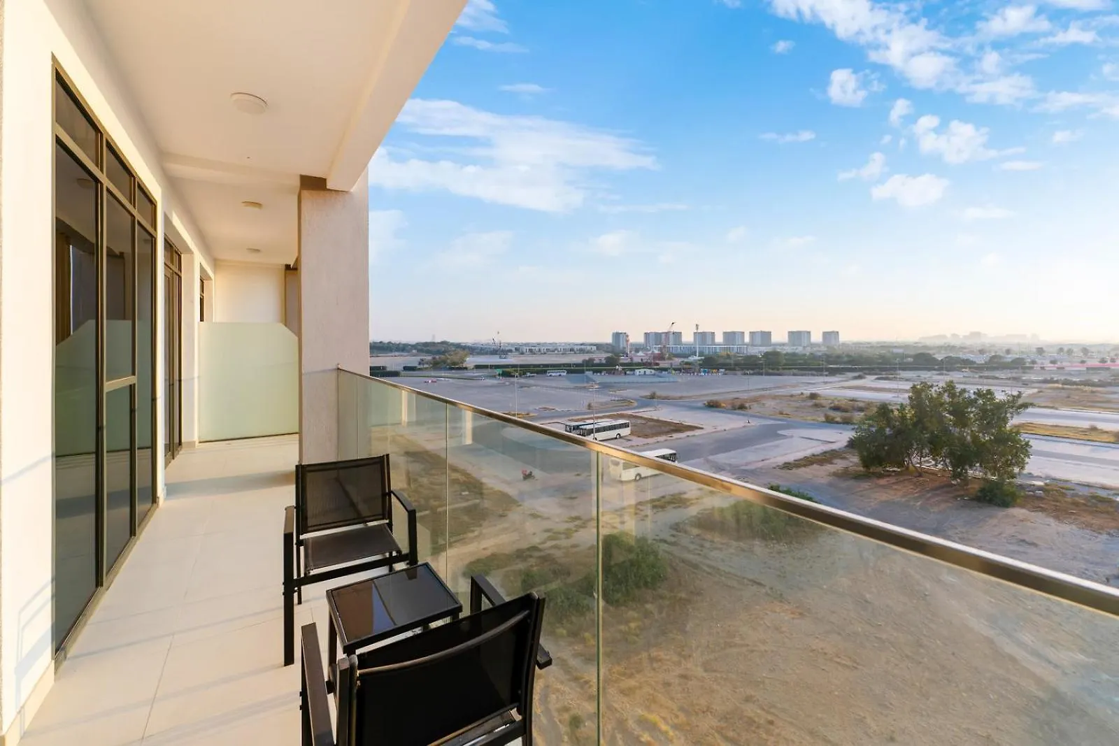 Fam Living - Getaway In Meydan - Modern Comfort Near Top Dubai Attractions United Arab Emirates