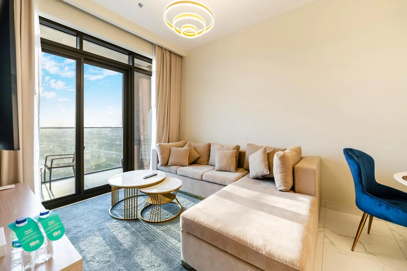 Fam Living - Getaway In Meydan - Modern Comfort Near Top Dubai Attractions Apartment
